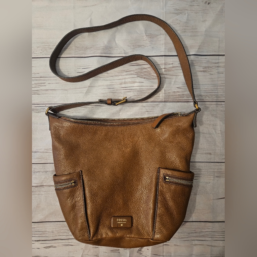 Fossil Brown Leather Crossbody Bag Slouchy Pebbled Leather Zip Pockets